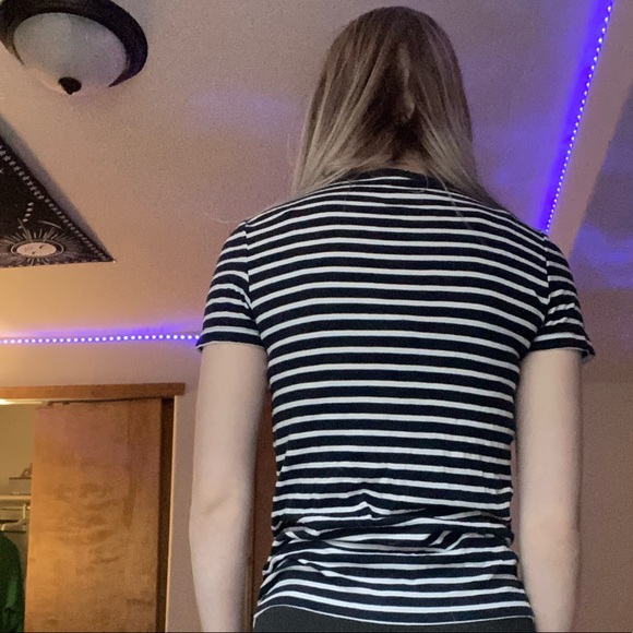 amazon essentials basic tee - Picture 4 of 4